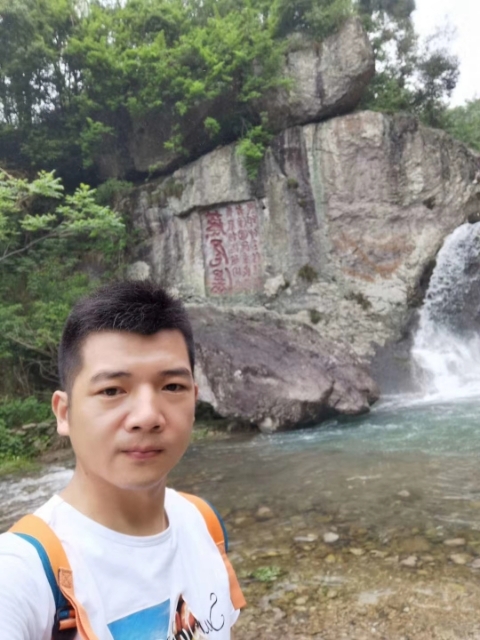 愿得一人心的第一张照片--嘉兴残疾人相亲网